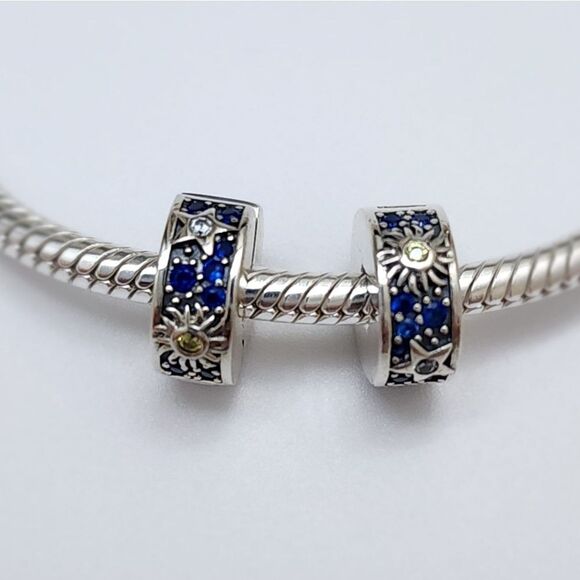 Pandora Celestial Sun, Star, and Moon Clips - Picture 2 of 5